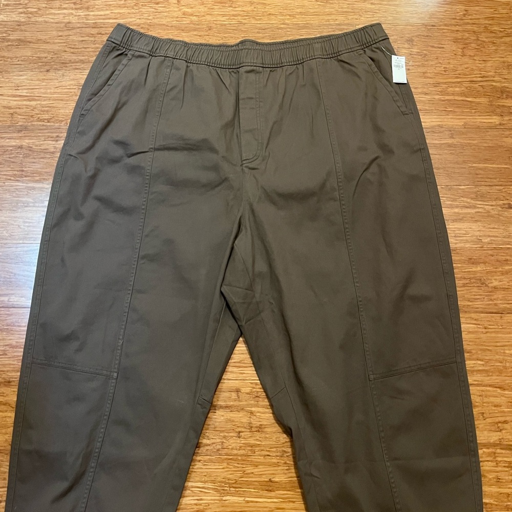 NWT! Old Navy Brown Pull On Elastic Waist Cropped Pants Pockets. Size Women's 3X - Picture 11 of 14